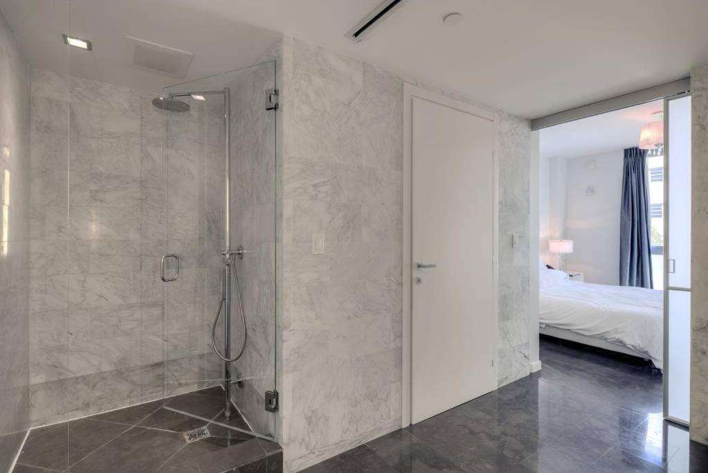 Luxury Boutique Suite Collins Ave Miami Beach Exterior photo